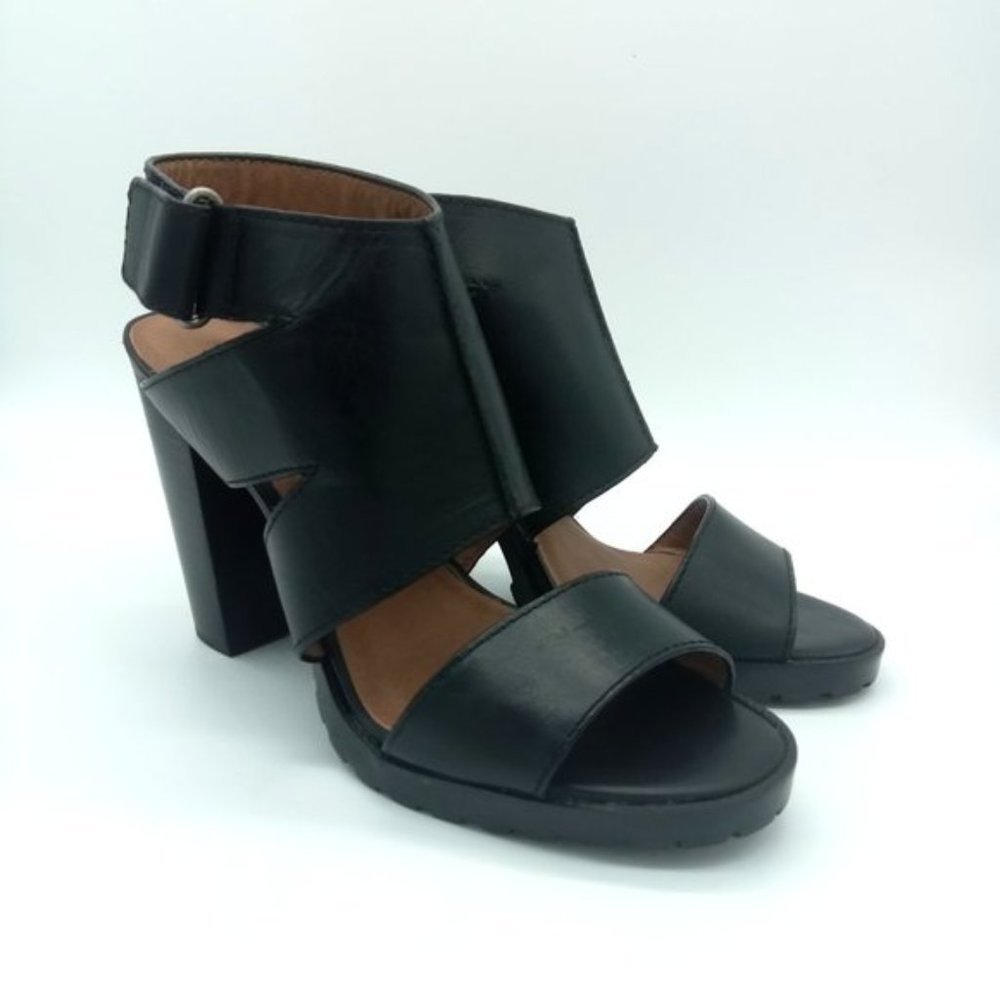 SAKS Fifth Avenue Leather Lugged Block Heels.  6M - Picture 3 of 3